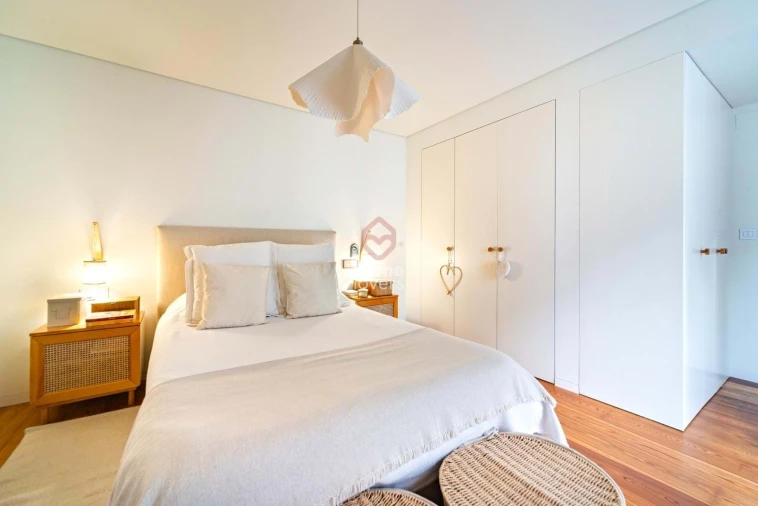 Moradia T4 para Venda em Alcantara Foto 11