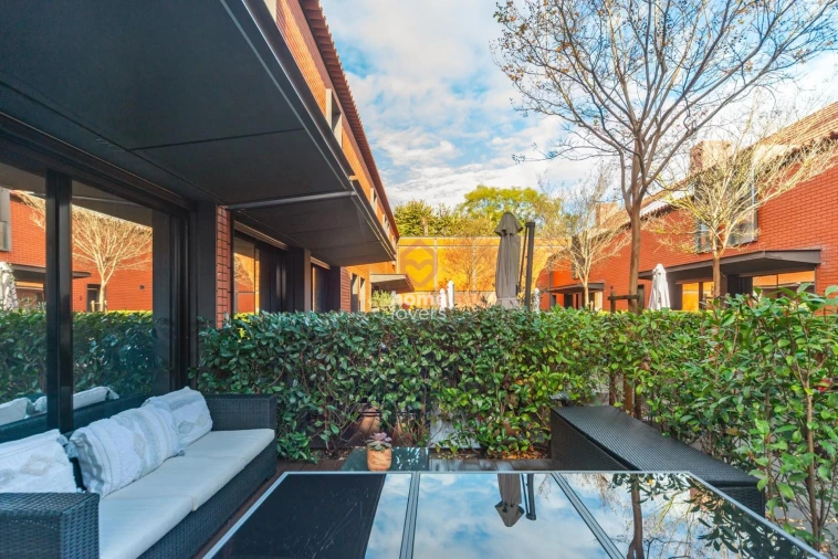 Moradia T4 para Venda em Alcantara Foto 25