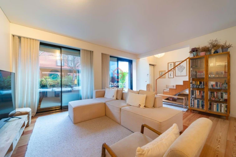 Moradia T4 para Venda em Alcantara Foto 4