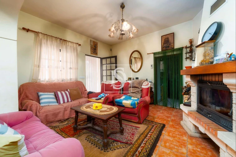 Moradia T3 para Venda em Alte Foto 5