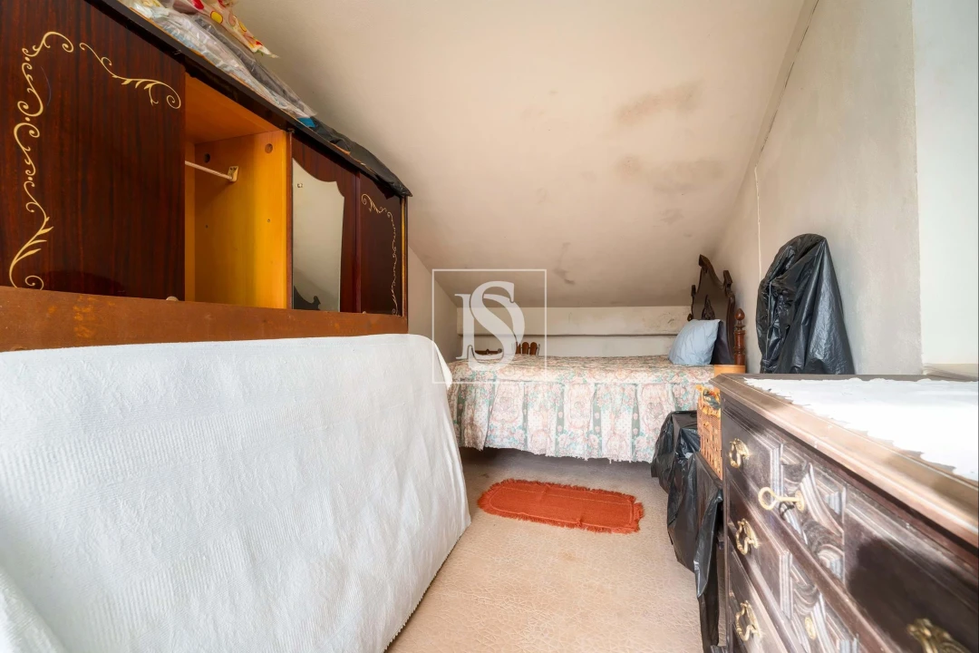 Moradia T3 para Venda em Alte Foto 7