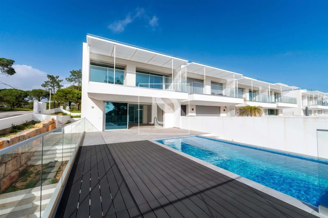 Moradia T3 para Venda em Almancil Foto 4