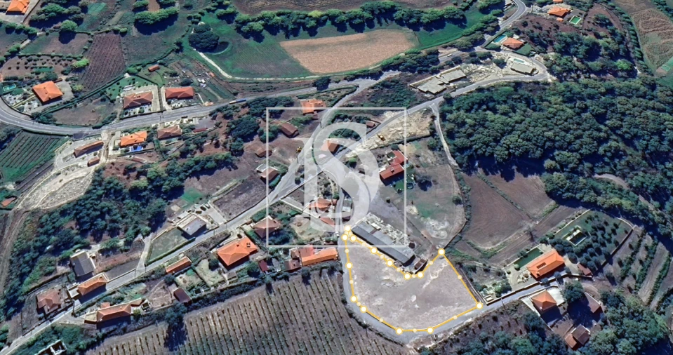 Terreno para Venda em Canedo de Basto e Corgo Foto 10