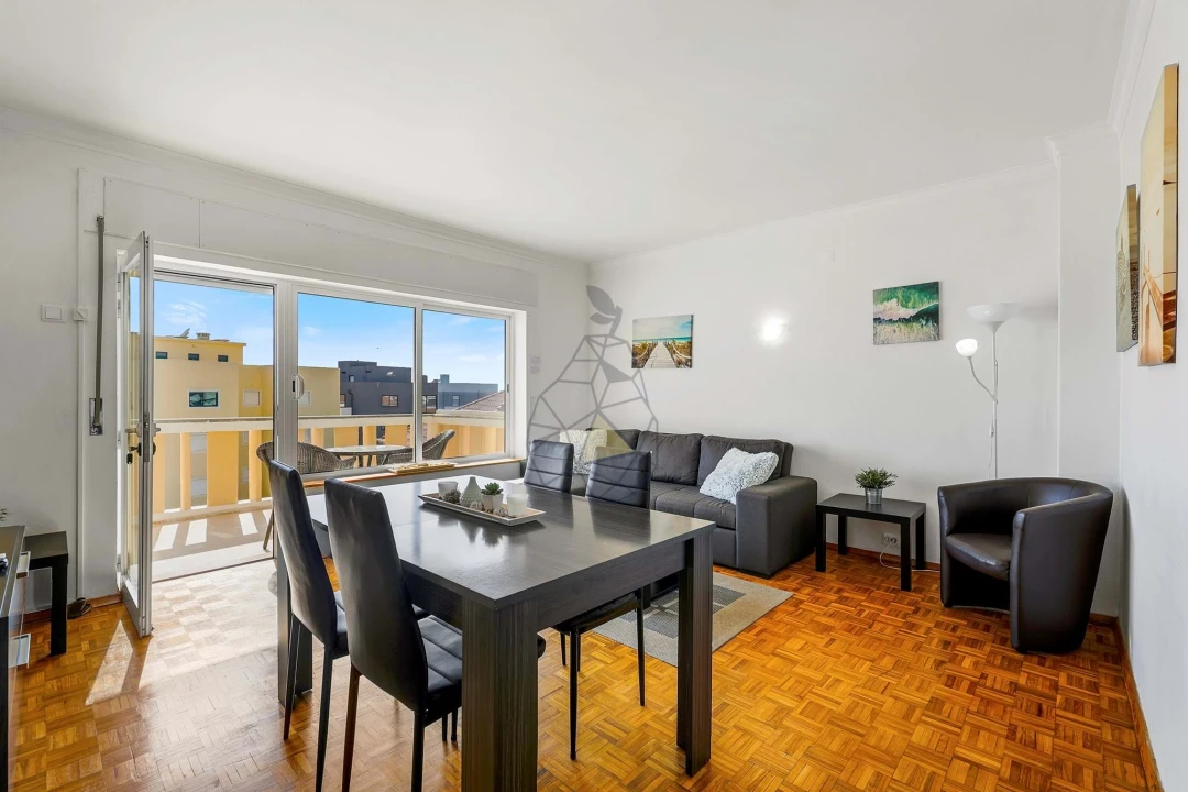 Apartamento T1 para Venda em Portimão Foto 2