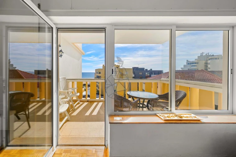 Apartamento T1 para Venda em Portimão Foto 7