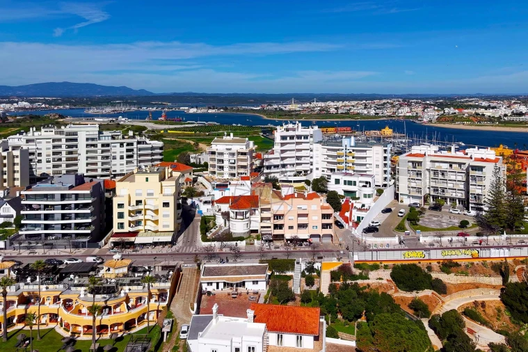 Apartamento T1 para Venda em Portimão Foto 60