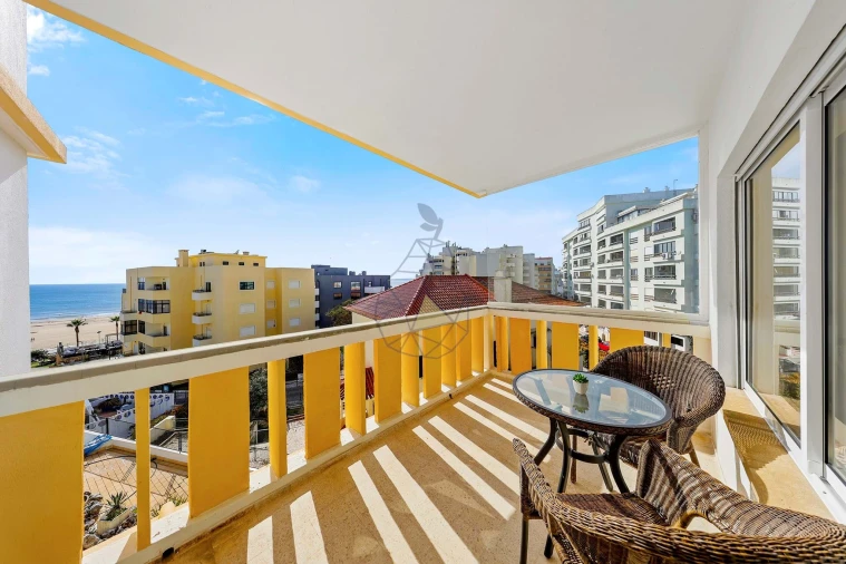 Apartamento T1 para Venda em Portimão Foto 8