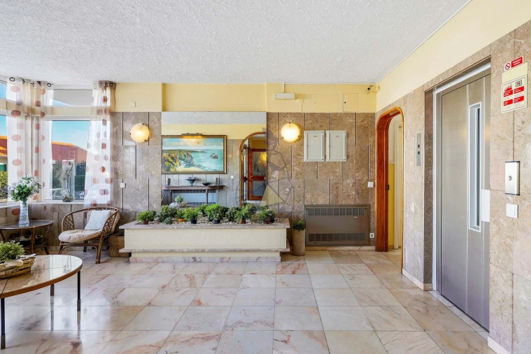 Apartamento T1 para Venda em Portimão Foto 46