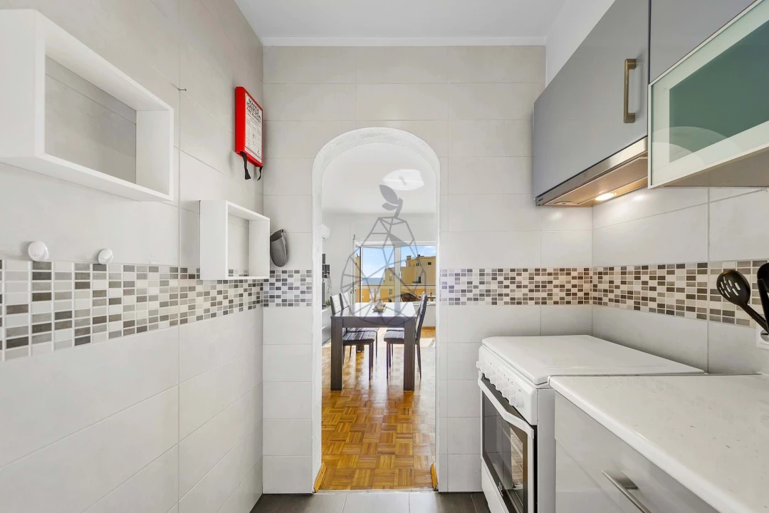 Apartamento T1 para Venda em Portimão Foto 17