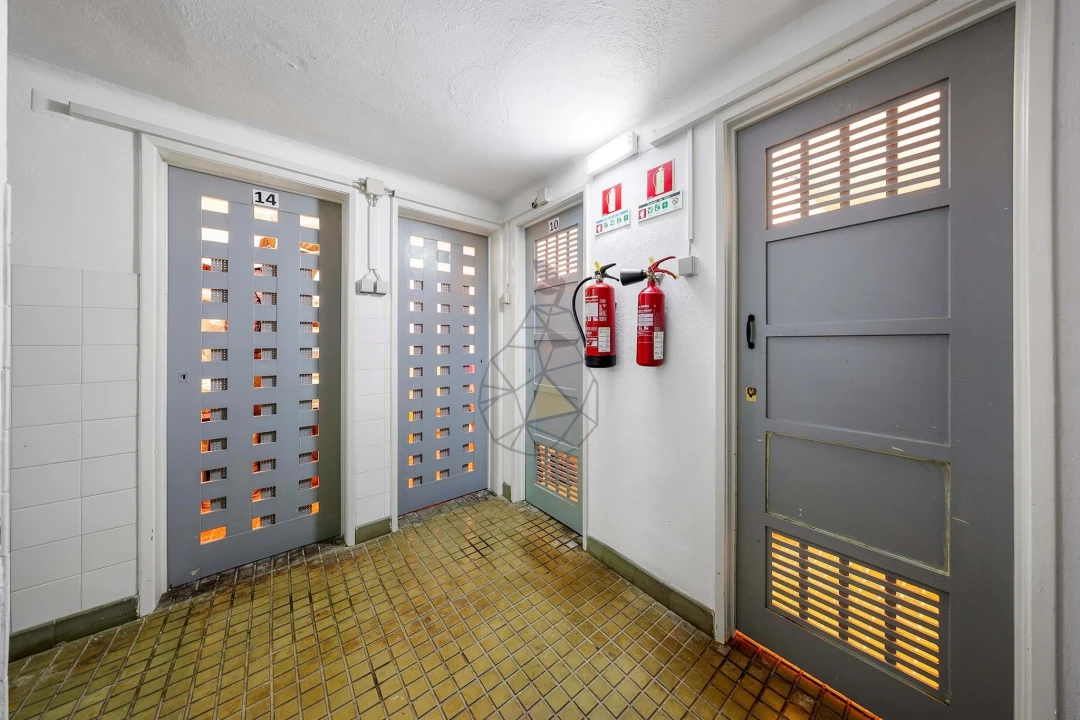 Apartamento T1 para Venda em Portimão Foto 54