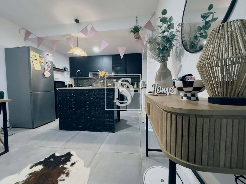 Apartamento T2 para Venda em Gaio-Rosário e Sarilhos Pequenos Foto 1