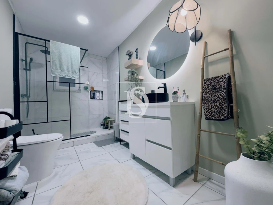 Apartamento T2 para Venda em Gaio-Rosário e Sarilhos Pequenos Foto 2