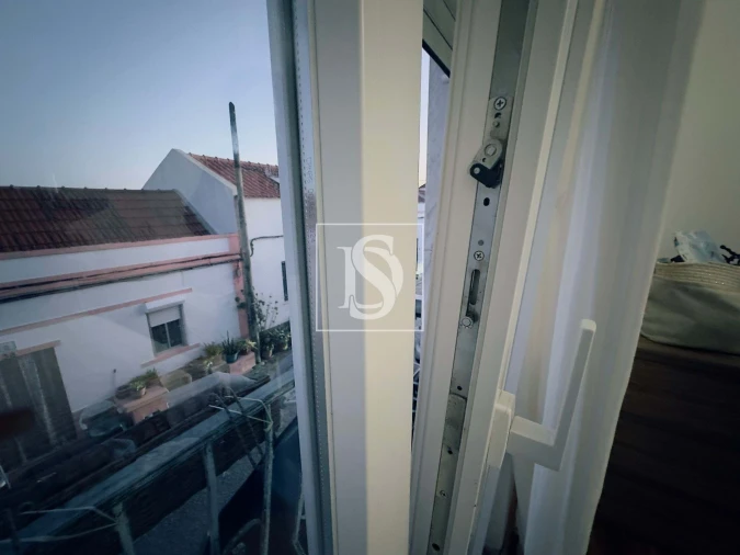 Apartamento T2 para Venda em Gaio-Rosário e Sarilhos Pequenos Foto 17