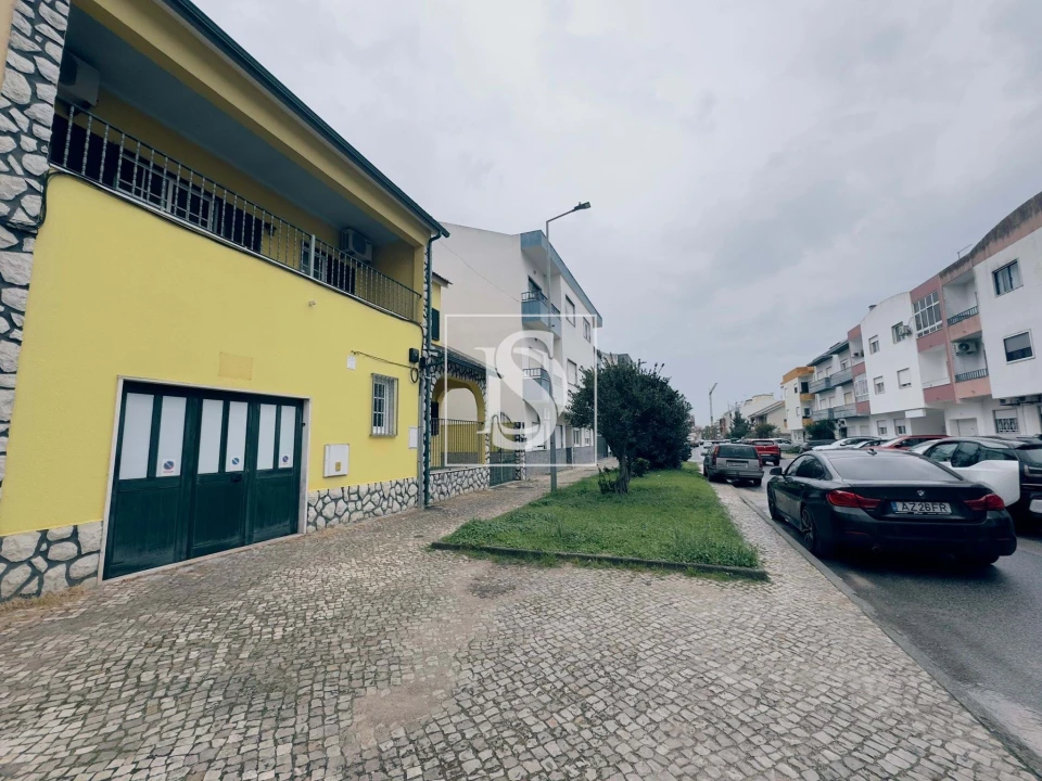 Moradia T5 para Venda em Pinhal Novo Foto 56