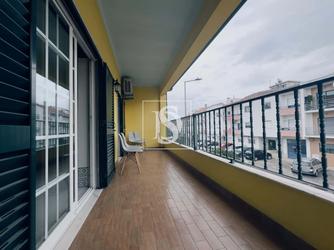 Moradia T5 para Venda em Pinhal Novo Foto 3