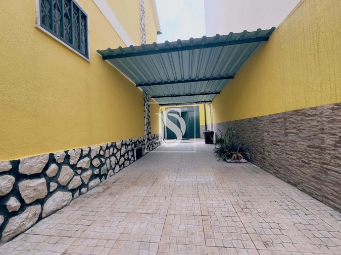 Moradia T5 para Venda em Pinhal Novo Foto 76