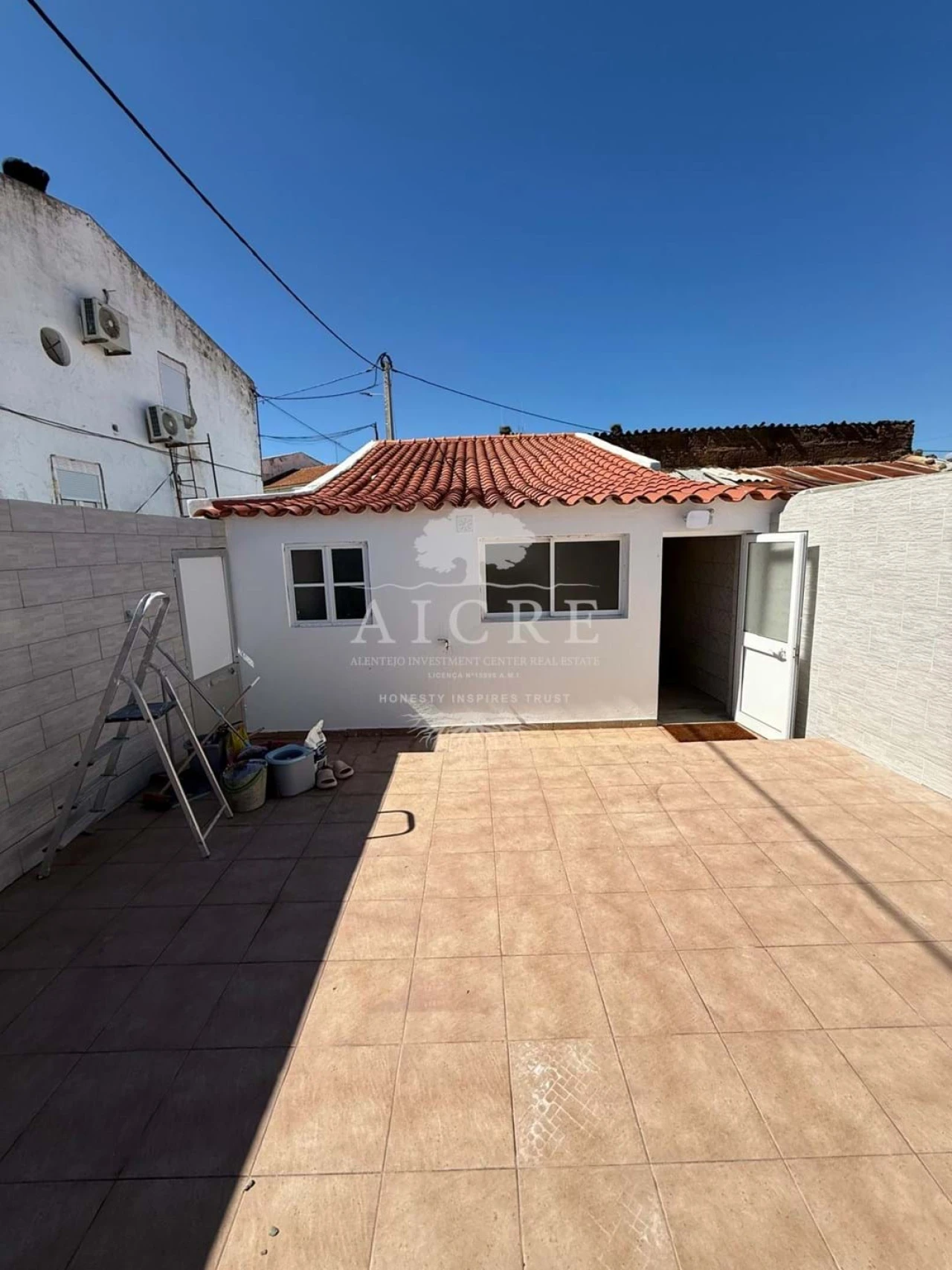 Moradia T2 para Venda em Selmes Foto 6