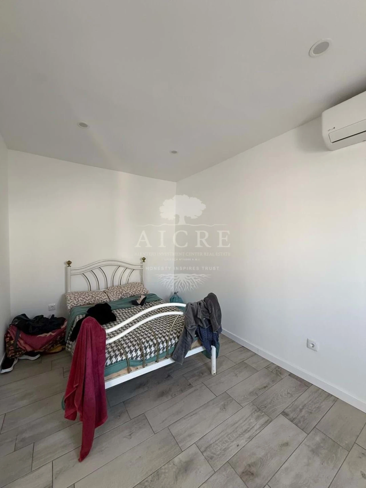 Moradia T2 para Venda em Selmes Foto 17