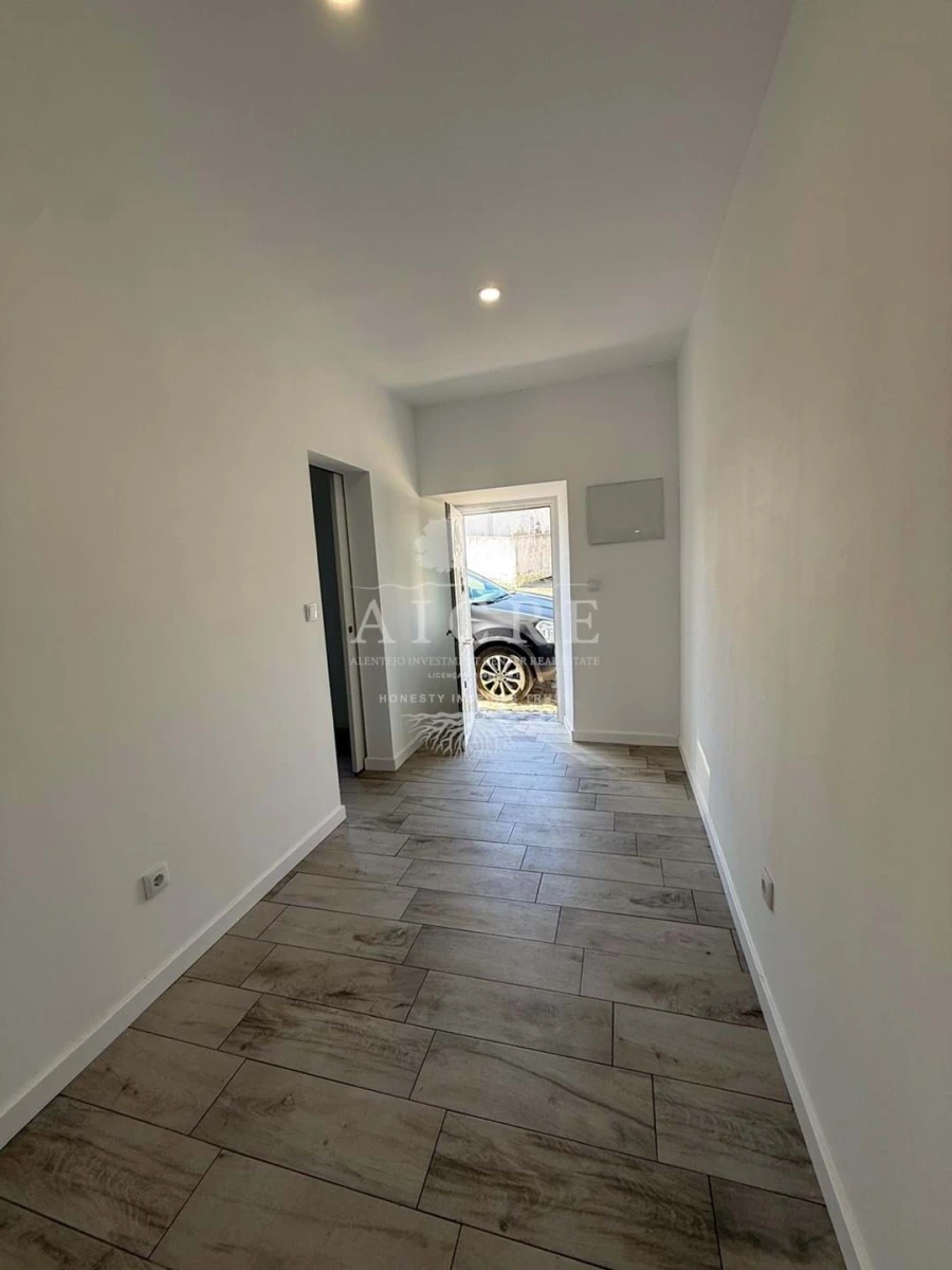 Moradia T2 para Venda em Selmes Foto 20