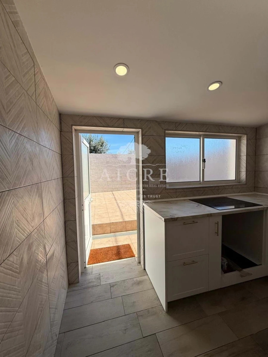 Moradia T2 para Venda em Selmes Foto 3