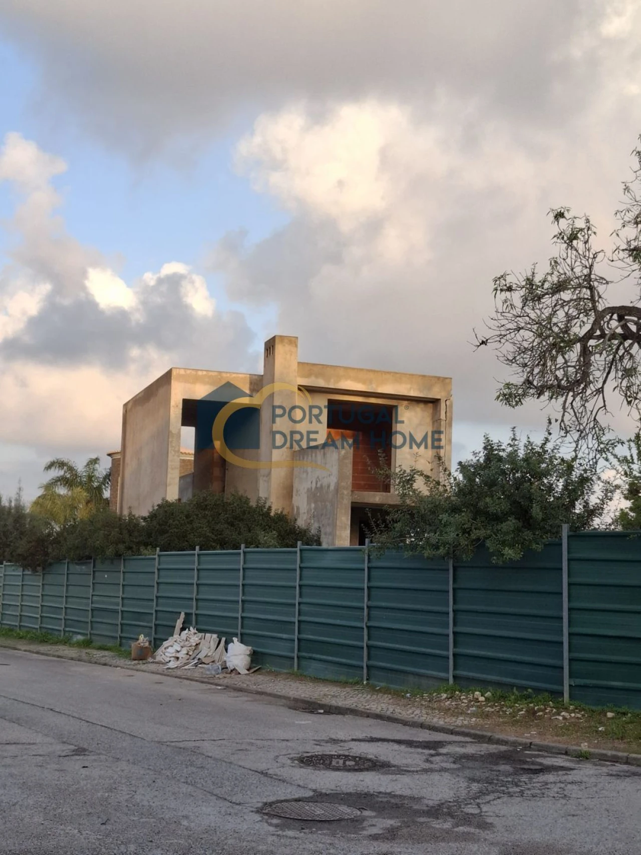 Terreno para Venda em Albufeira e Olhos de Água Foto 9
