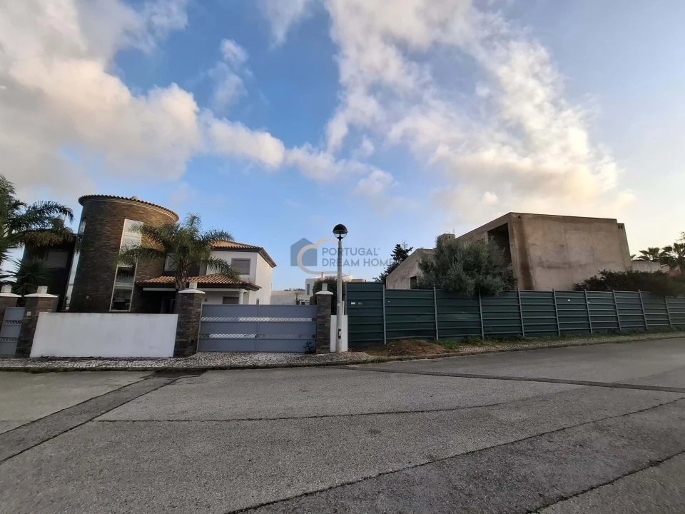 Terreno para Venda em Albufeira e Olhos de Água Foto 2