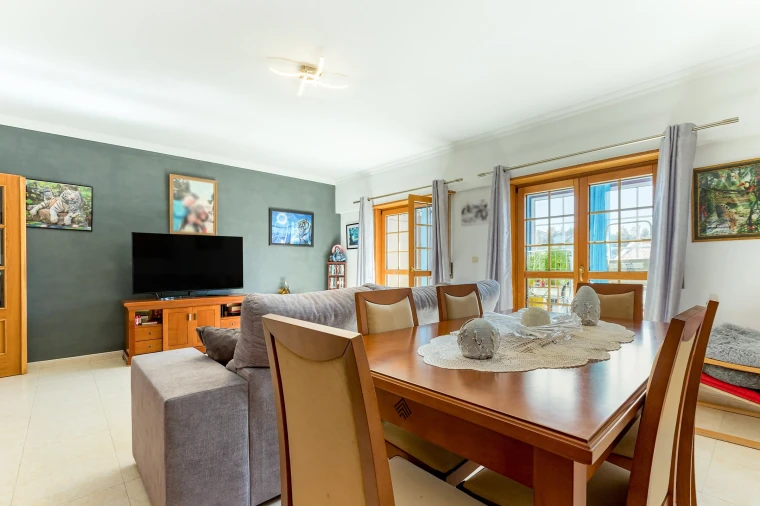 Apartamento T3 para Venda em Vialonga Foto 3