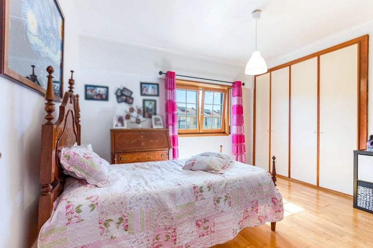 Apartamento T3 para Venda em Vialonga Foto 16