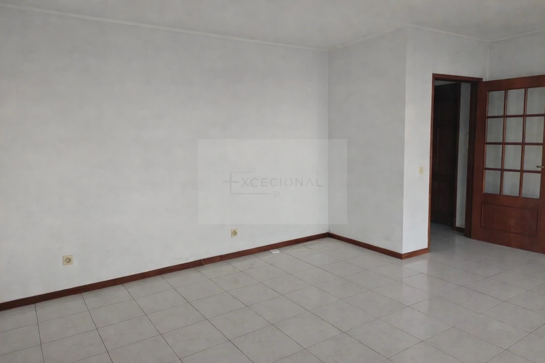 Apartamento T2 para Venda em Bem Viver Foto 2