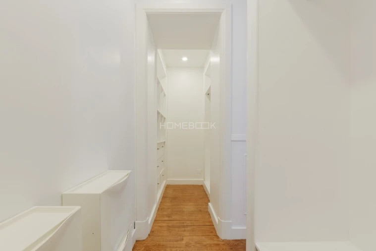 Apartamento T5 para Venda em Arroios Foto 31