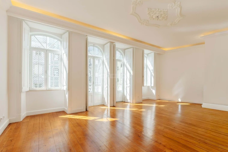 Apartamento T5 para Venda em Arroios Foto 2