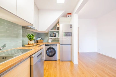 Apartamento T3 para Venda em Beato