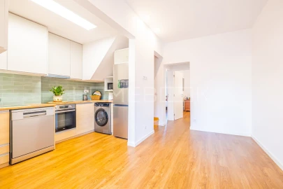 Apartamento T3 para Venda em Beato