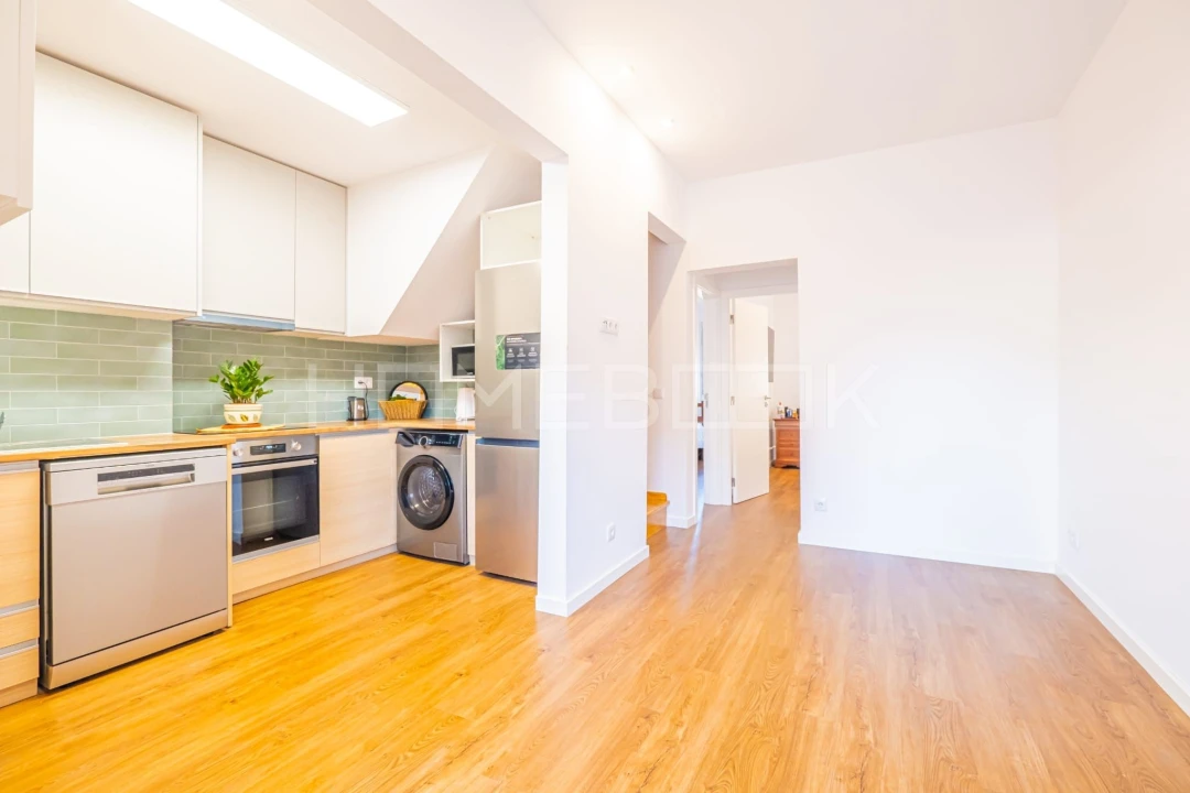 Apartamento T3 para Venda em Beato Foto 3