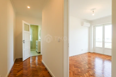 Apartamento T3 para Venda em Alvalade
