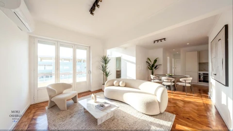 Apartamento T3 para Venda em Alvalade