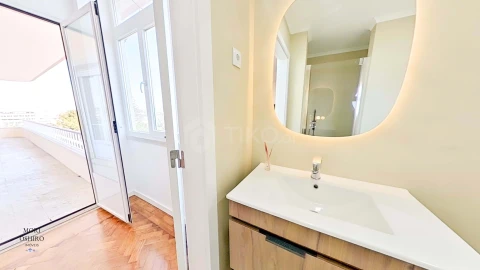Apartamento T3 para Venda em Alvalade