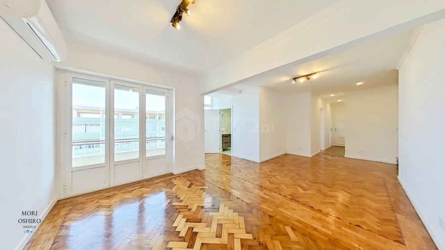 Apartamento T3 para Venda em Alvalade Foto 3
