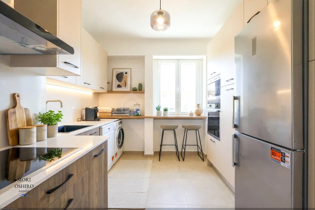 Apartamento T3 para Venda em Alvalade Foto 10