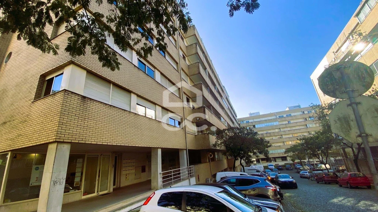 Apartamento T1 para Venda em Braga (Maximinos, Sé e Cividade) Foto 2