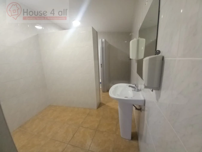 Armazém para Arrendamento em Carregado e Cadafais Foto 5