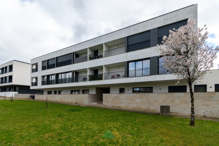 Apartamento T1 para Venda em Arcos de Valdevez (São Paio) e Giela