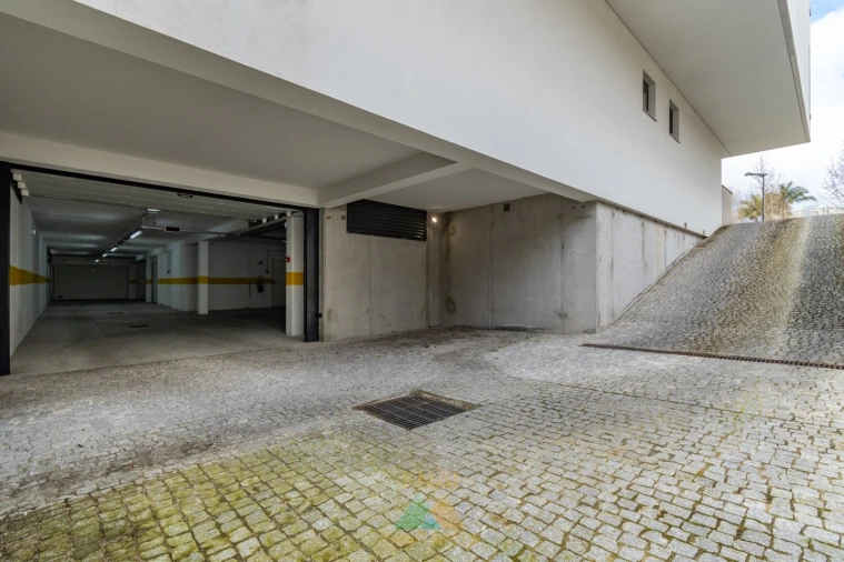 Apartamento T1 para Venda em Arcos de Valdevez (São Paio) e Giela Foto 23