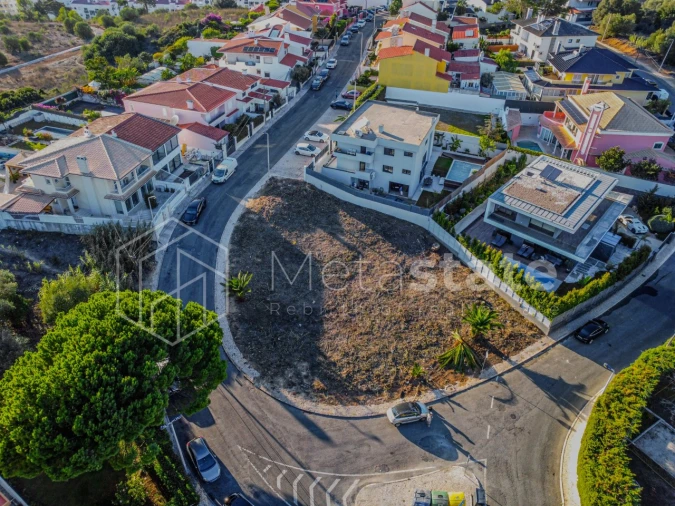 Terreno para Venda em Carcavelos e Parede Foto 18