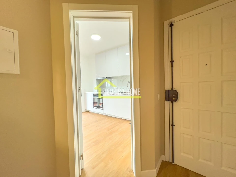 Apartamento T2 para Venda em Buarcos Foto 23