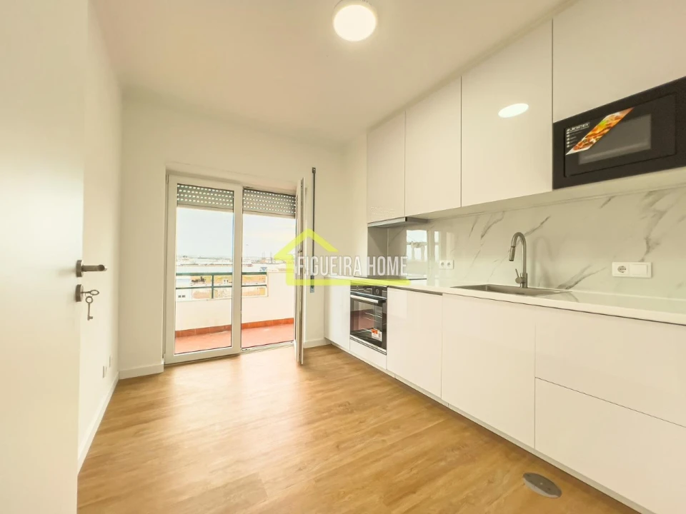 Apartamento T2 para Venda em Buarcos Foto 25