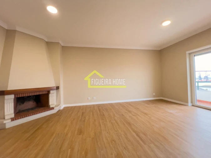 Apartamento T2 para Venda em Buarcos Foto 7