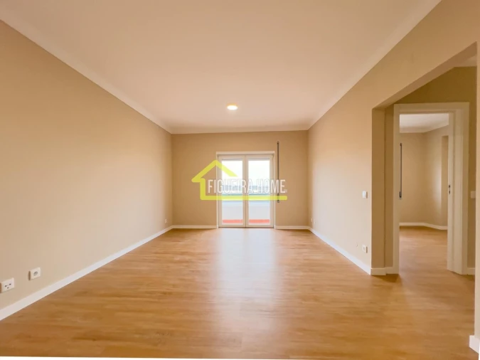 Apartamento T2 para Venda em Buarcos Foto 10