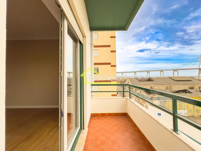 Apartamento T2 para Venda em Buarcos Foto 11