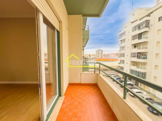 Apartamento T2 para Venda em Buarcos Foto 19